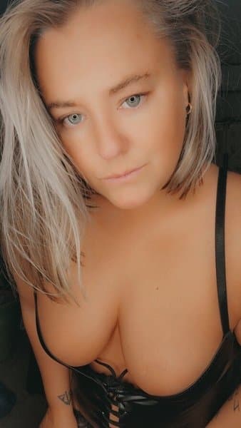 wolf-jenn