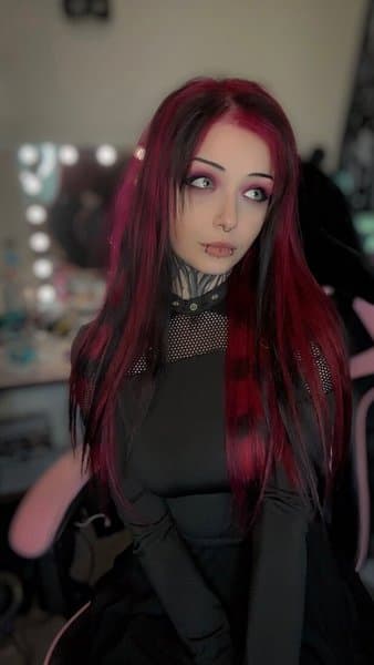 gothicbrat333
