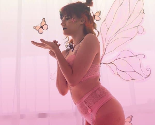 thatrighteouschicktease