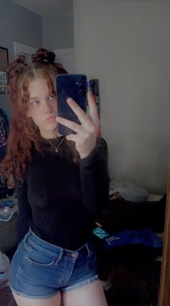 lilredheadfreakk