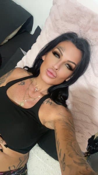 vivaciousqueen