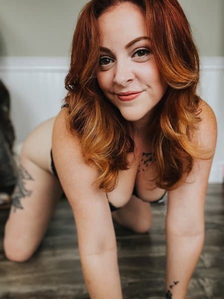 redhead.jade
