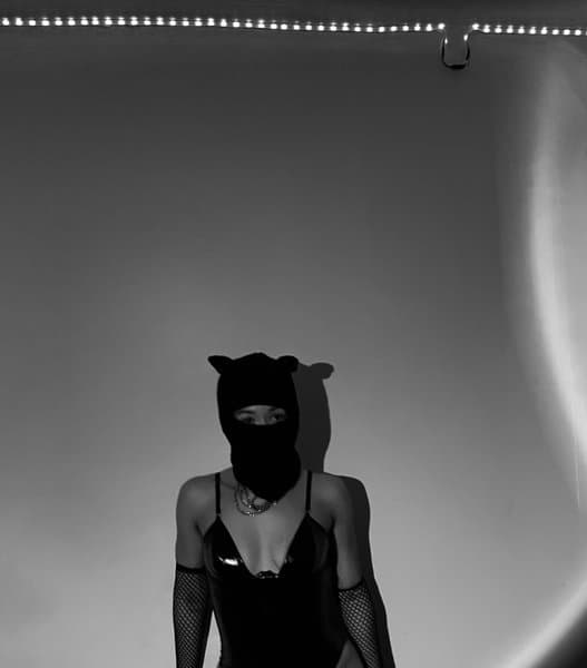 blackcatwalkzfree