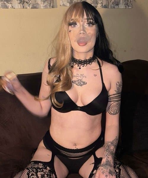 pinkpussybrat420