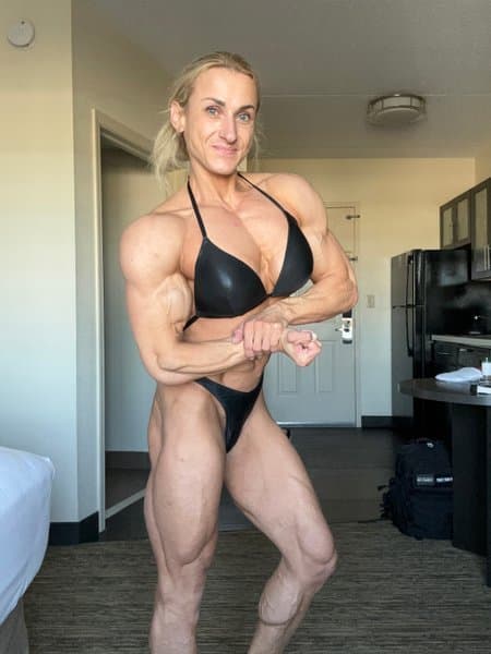 bicepsgoddess