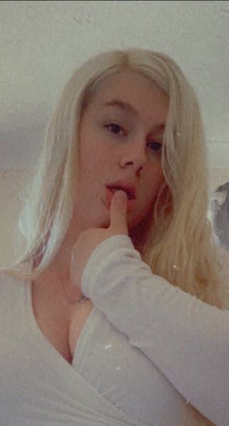 astrid_rose_xoxo
