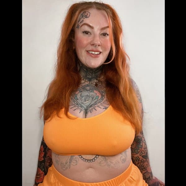 tattooedredheadru