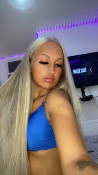 wildblondebarbie