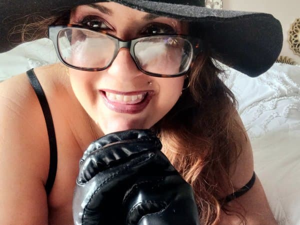 alex-keeper-adultstories