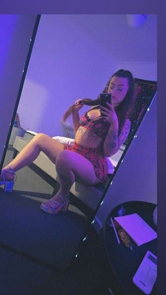 naughtykirra